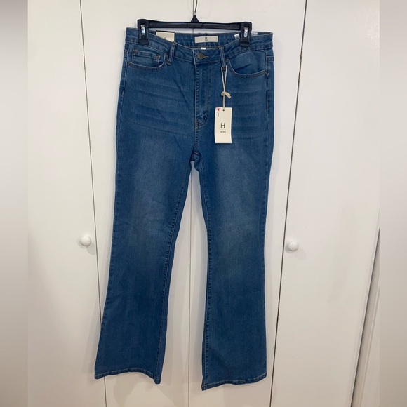 New w Tags  - H Hers High Rise Boot Cut - Picture 1 of 5